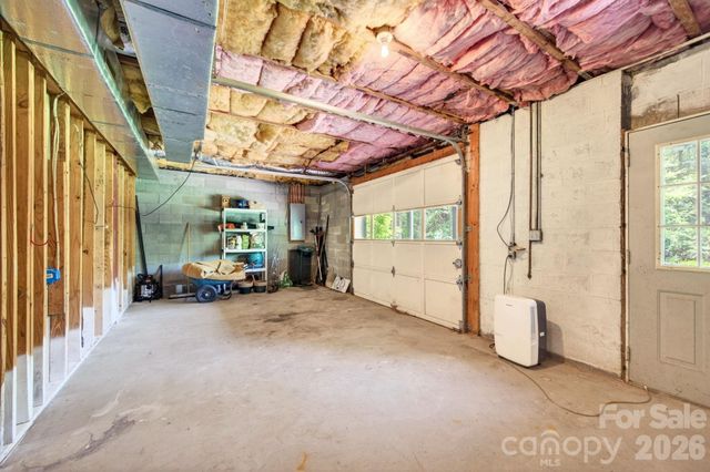 3 Crooked Creek Drive, Asheville, NC 28804
