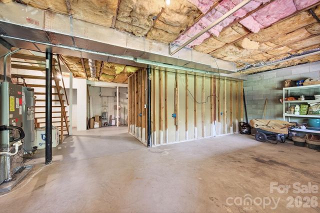 3 Crooked Creek Drive, Asheville, NC 28804