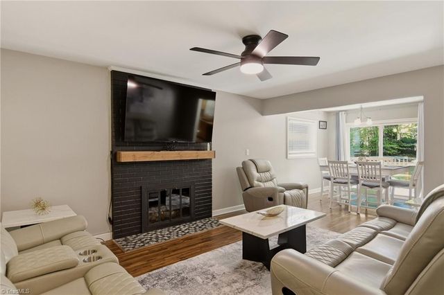 521 Dogwood Circle, High Point, NC 27260