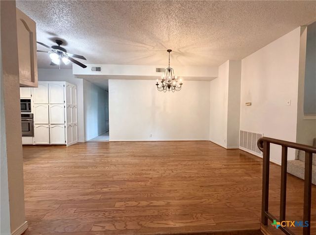 3504 Victorian Drive, Temple, TX 76502