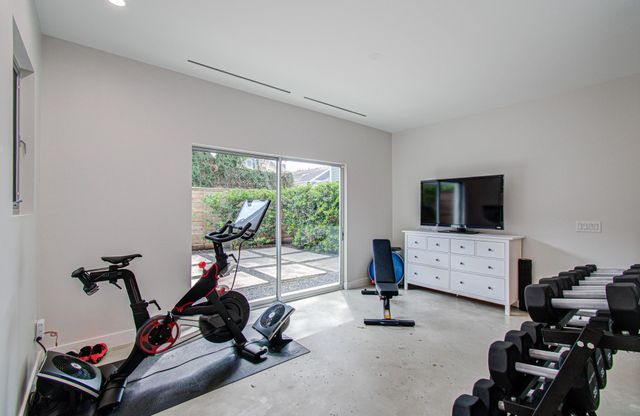809 Branard Street, Houston, TX 77006