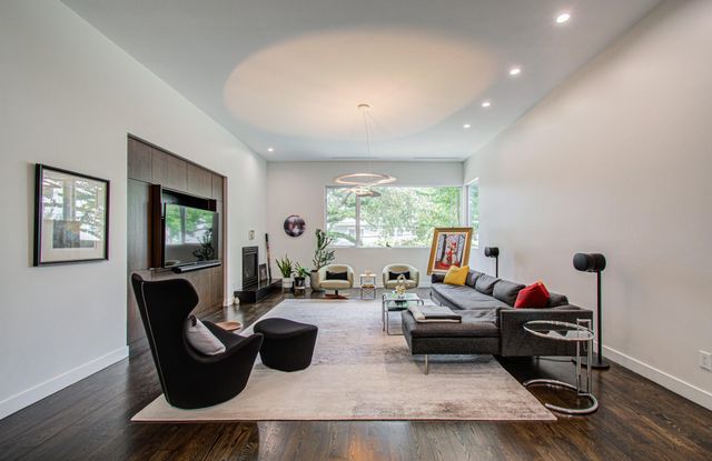809 Branard Street, Houston, TX 77006