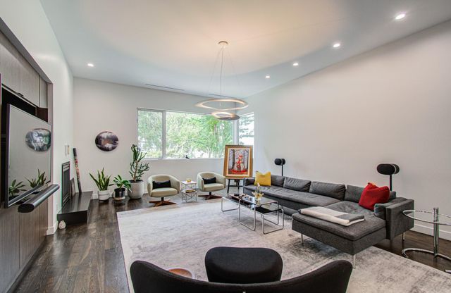 809 Branard Street, Houston, TX 77006