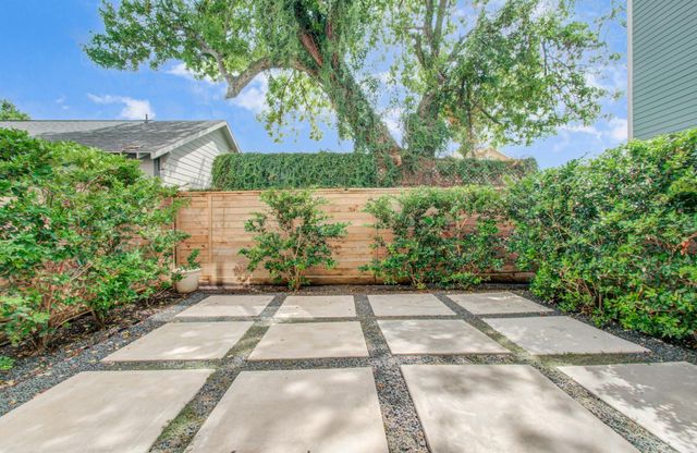 809 Branard Street, Houston, TX 77006