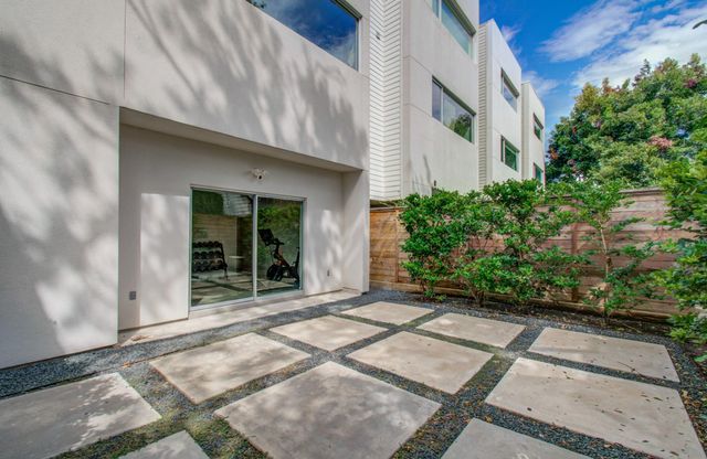 809 Branard Street, Houston, TX 77006