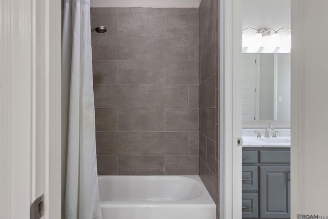 15248 Cadet Ct, Baton Rouge, LA 70810