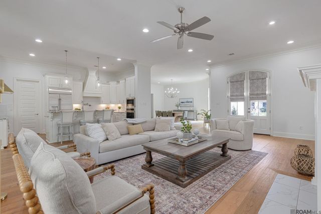 15248 Cadet Ct, Baton Rouge, LA 70810