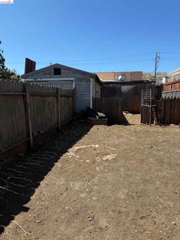 249 15Th St, Richmond, CA 94801