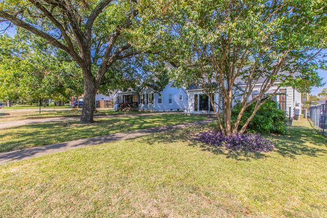 2603 Pine Avenue, Waco, TX 76708