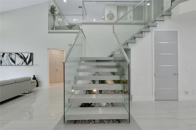 10081 Umberland Pl, Boca Raton, FL 33428