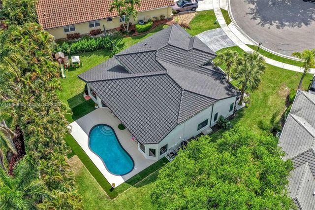 10081 Umberland Pl, Boca Raton, FL 33428