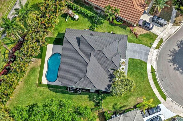 10081 Umberland Pl, Boca Raton, FL 33428