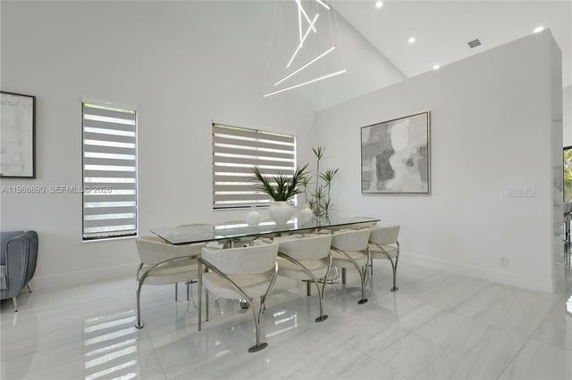 10081 Umberland Pl, Boca Raton, FL 33428