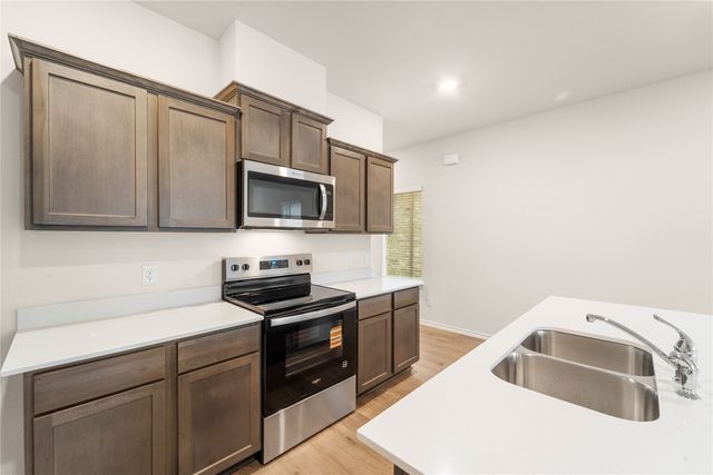 580 Minnie Lane, Pilot Point, TX 76258