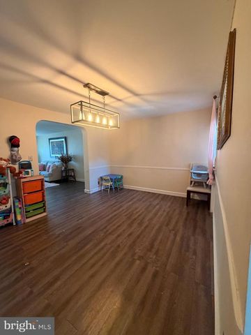 3133 GLENVIEW ST, Philadelphia, PA 19149