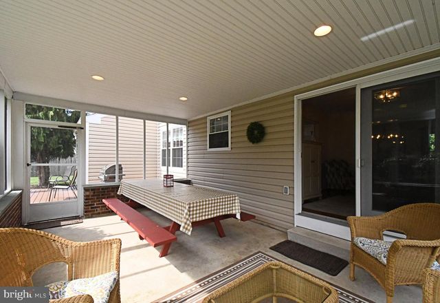 104 PIONEER DR, Lansdale, PA 19446