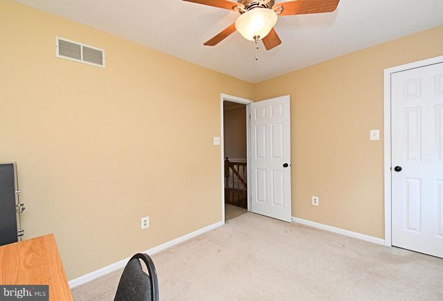 104 PIONEER DR, Lansdale, PA 19446