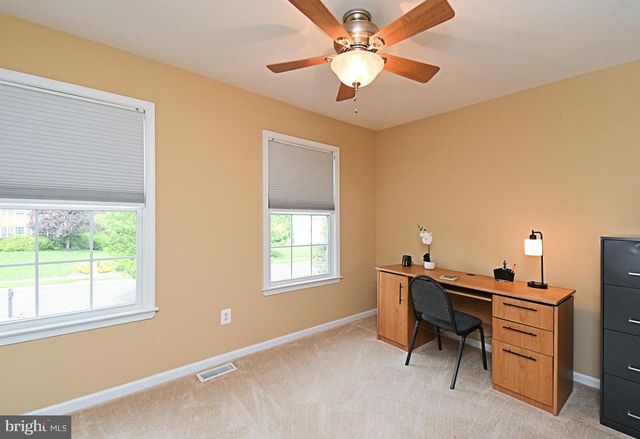 104 PIONEER DR, Lansdale, PA 19446