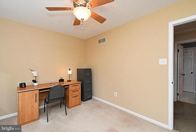 104 PIONEER DR, Lansdale, PA 19446
