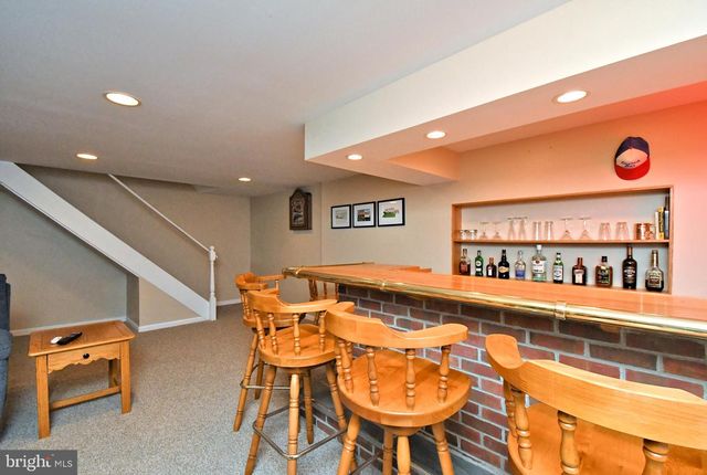 104 PIONEER DR, Lansdale, PA 19446