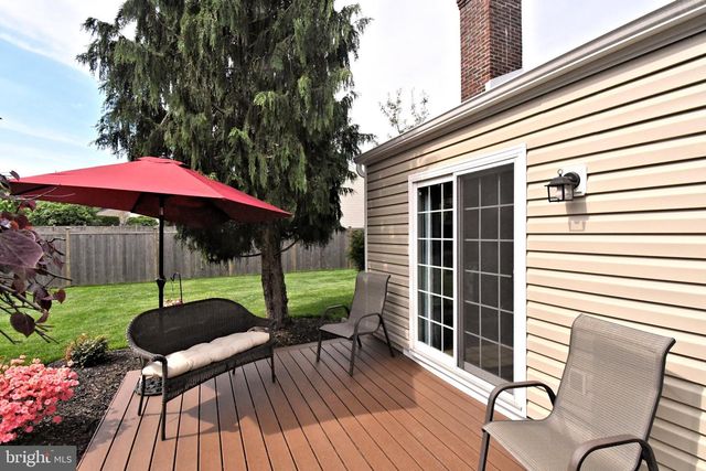104 PIONEER DR, Lansdale, PA 19446