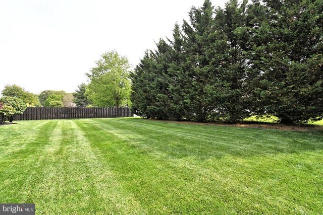 104 PIONEER DR, Lansdale, PA 19446