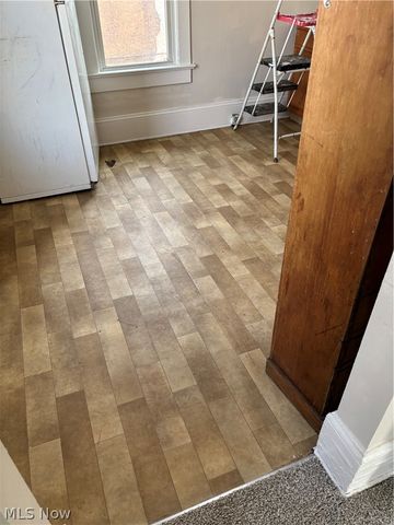 175 W OHIO Avenue, Sebring, OH 44672