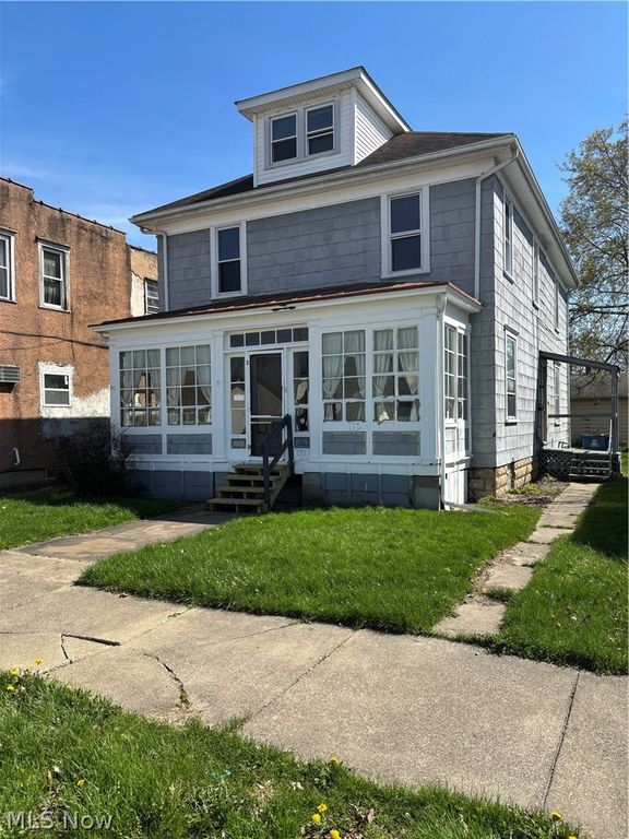 175 W OHIO Avenue, Sebring, OH 44672