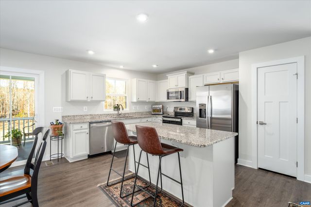 93 ARCHER DR, Palmyra, VA 22963