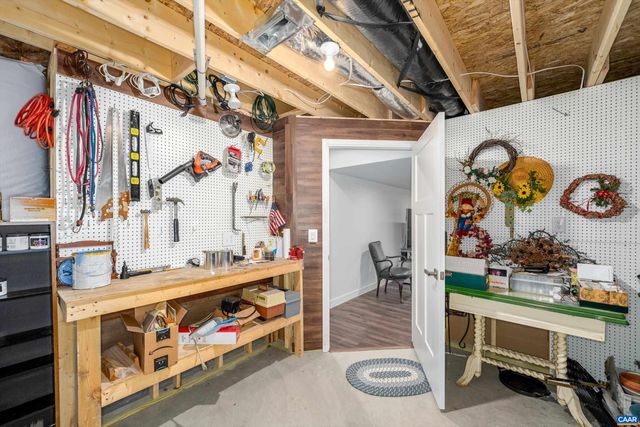 93 ARCHER DR, Palmyra, VA 22963