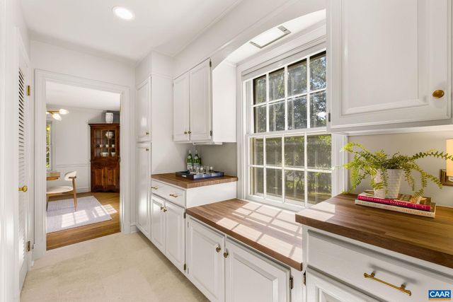 102 MEADOWBROOK CT, Charlottesville, VA 22901