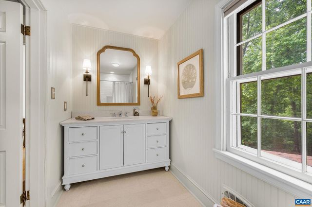 102 MEADOWBROOK CT, Charlottesville, VA 22901