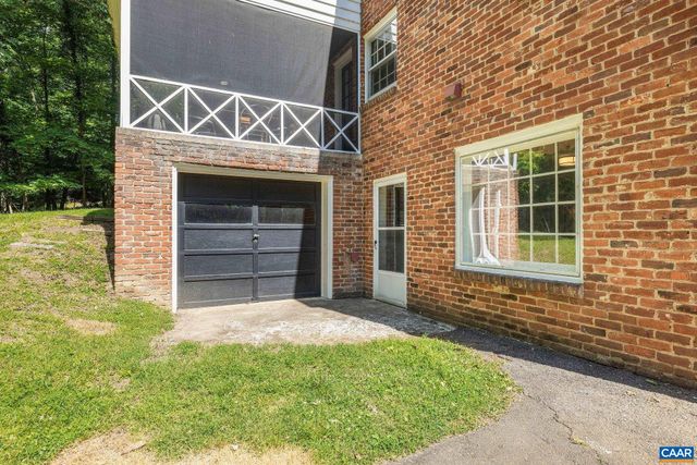 102 MEADOWBROOK CT, Charlottesville, VA 22901