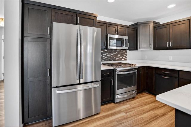 9322 Highland Gate Way, Verona, WI 53593