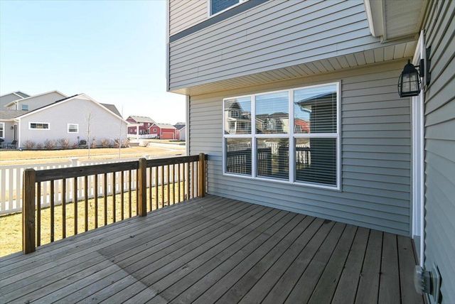 9322 Highland Gate Way, Verona, WI 53593