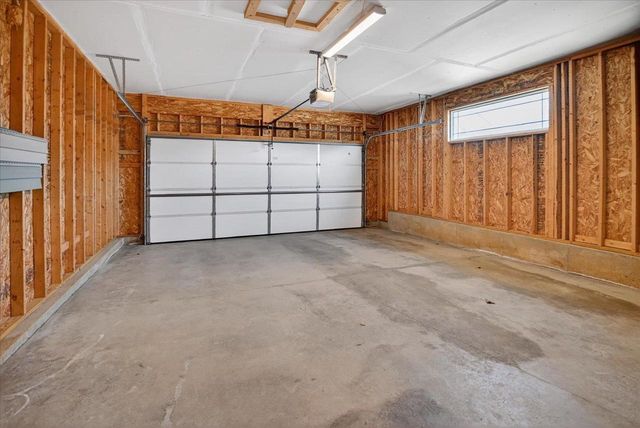 9322 Highland Gate Way, Verona, WI 53593