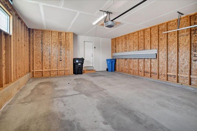 9322 Highland Gate Way, Verona, WI 53593