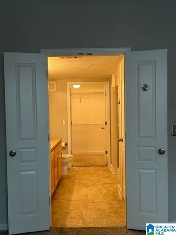 401 20th St S Apt 212, Birmingham, AL 35233