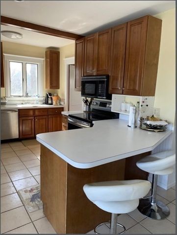 41 Ocean View, Swampscott, MA 01907