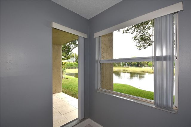 231 SW 113th Way 231, Pembroke Pines, FL 33025