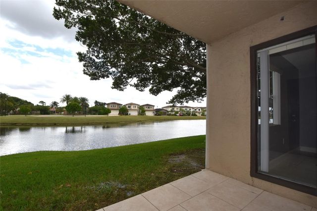 231 SW 113th Way 231, Pembroke Pines, FL 33025