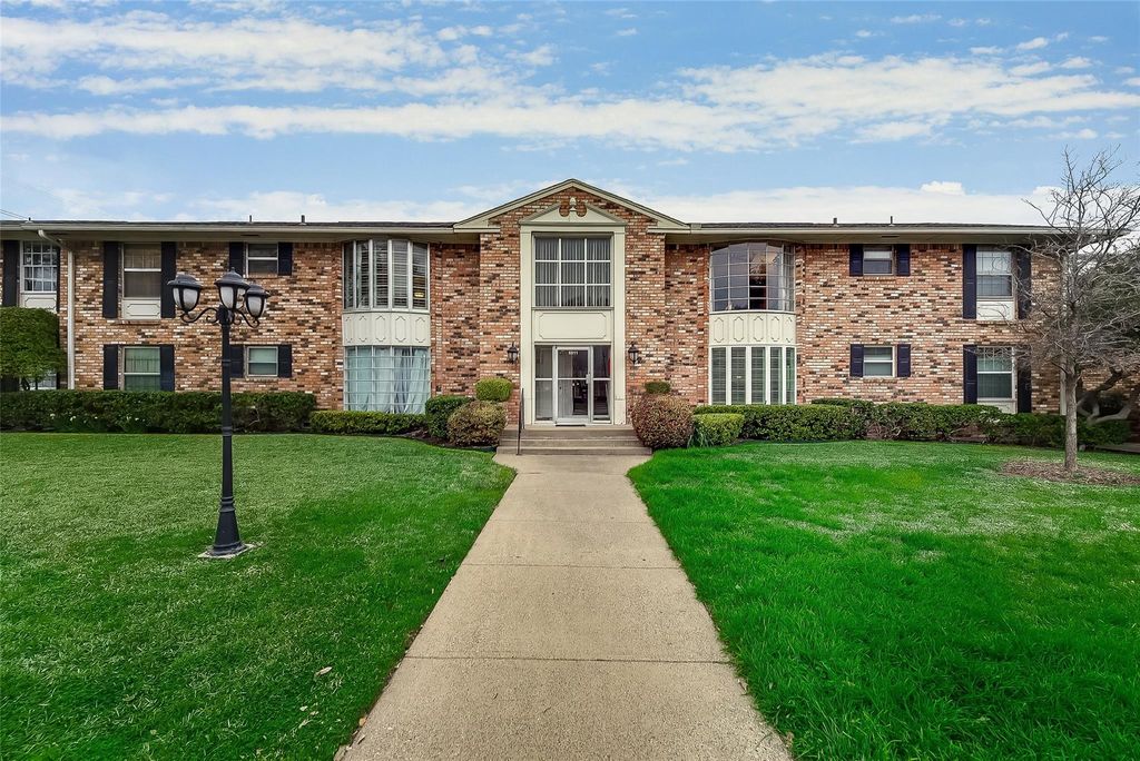 5811 E University Boulevard C, Dallas, TX 75206