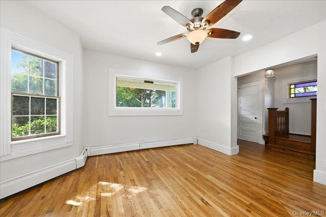 42 Chestnut Street, Glen Cove, NY 11542