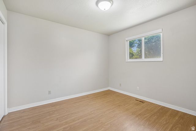 5062 S MORNING DEW DR, Murray, UT 84123