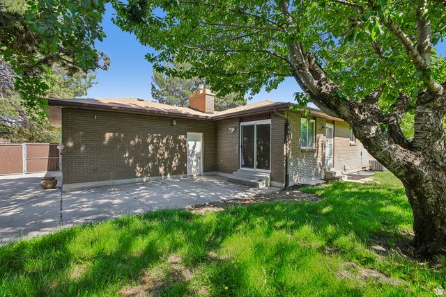 5062 S MORNING DEW DR, Murray, UT 84123
