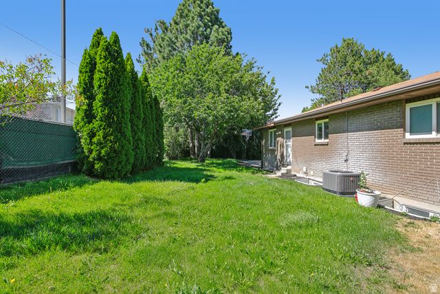 5062 S MORNING DEW DR, Murray, UT 84123