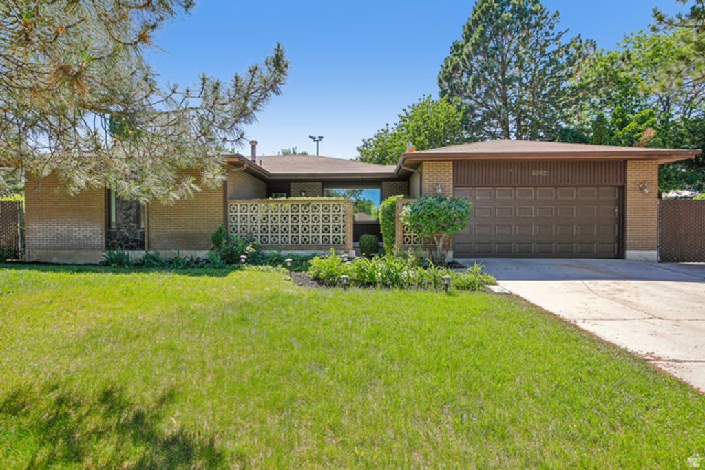 5062 S MORNING DEW DR, Murray, UT 84123