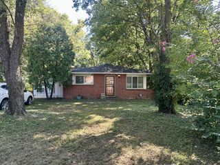 1917 Louanne Dr, Nashville, TN 37217