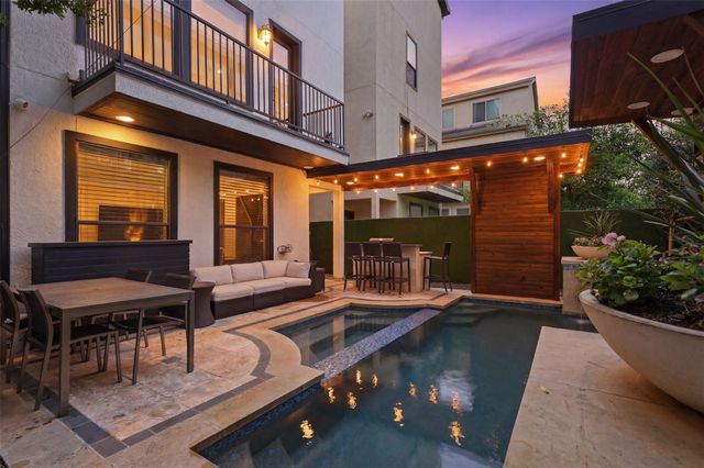 5330 Fayette Street, Houston, TX 77056