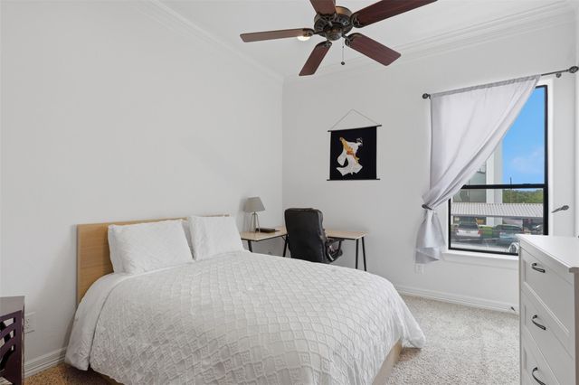 5330 Fayette Street, Houston, TX 77056